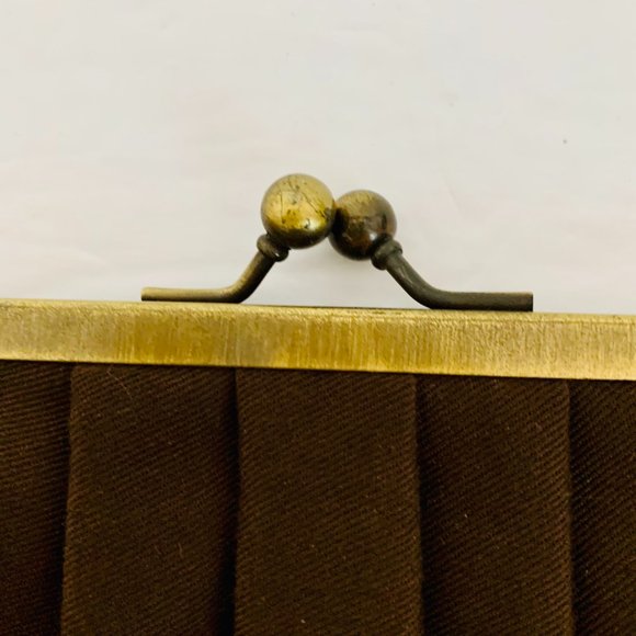 MISSONI BUTTON EMBELLISHED CLUTCH LIMITED EDITION RARE - Picture 3 of 12